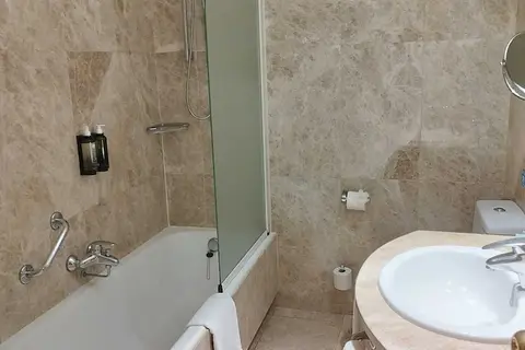 Hotel Praga in Madrid — foto 29