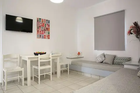 Irene Beach Appartementen in Chersonisos Municipal Unit, foto 8