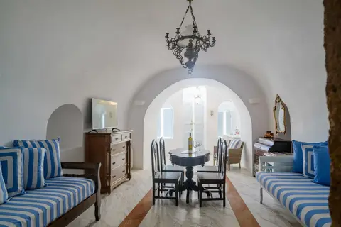 Aigialos Luxury Traditional Settlement in Φηρά Θήρας — foto 10