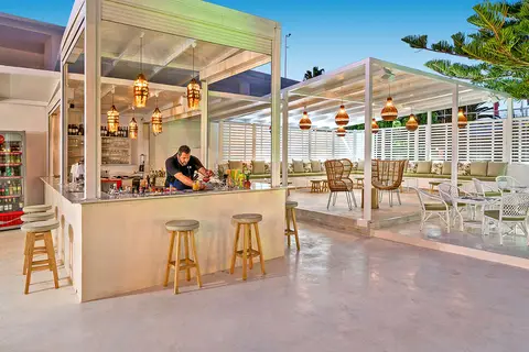 Happy Days Hotel in Paradeisi, foto 8