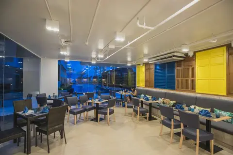 Golden Tulip Pattaya Beach Resort in พัทยา — foto 5
