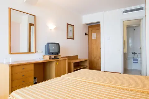 Blue Sky City Beach Hotel in Rhodos — foto 29