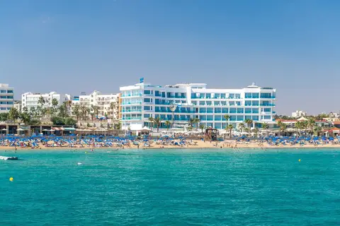 Vrissaki Beach Hotel in Παραλίμνι — foto 2