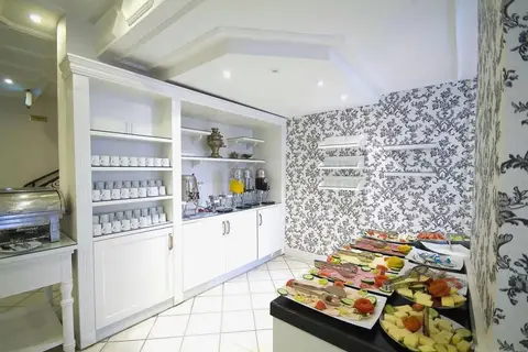 Avicenna Hotel in Fatih — foto 9