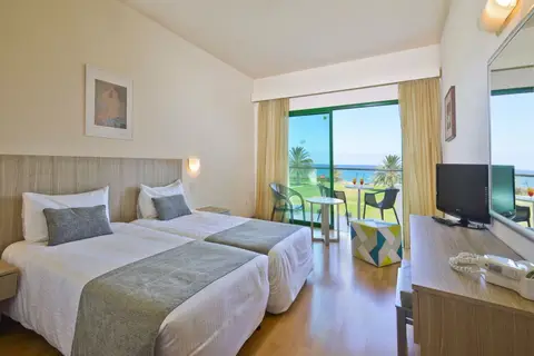 Natura Beach Hotel in Πόλις Χρυσοχούς — foto 3