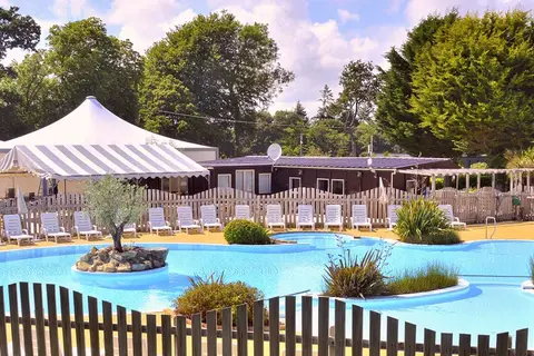 Camping Du Quinquis in Clohars-Carnoët