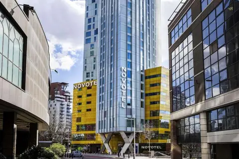 Novotel London Canary Wharf in Londen — foto 2