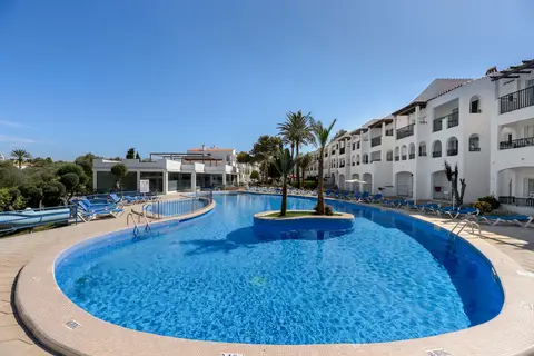 Apartamentos Vibra Caleta Playa in Ciutadella — foto 2