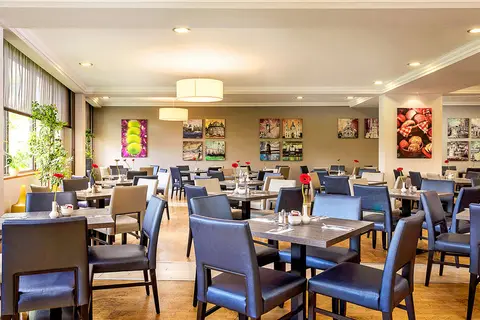 Leonardo Hotel Budapest in Boedapest — foto 30
