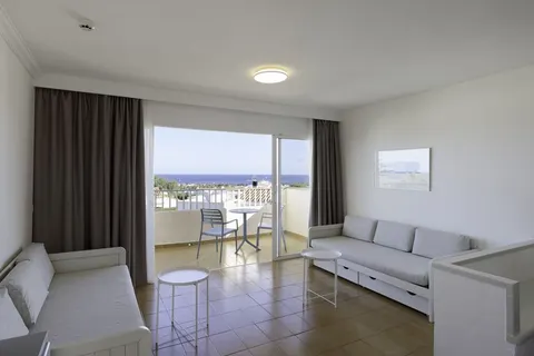AluaSun Mediterraneo in Sant Lluís — foto 13