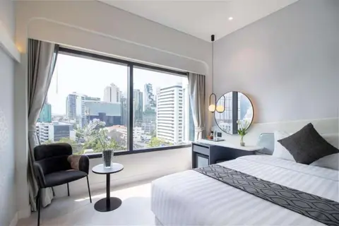 Queensland Hotel Bangkok in Bangkok — foto 2