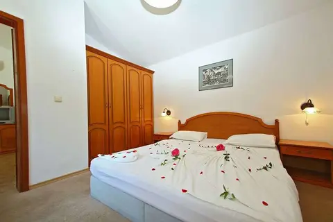 Hotel Holiday Village in Флора — foto 20