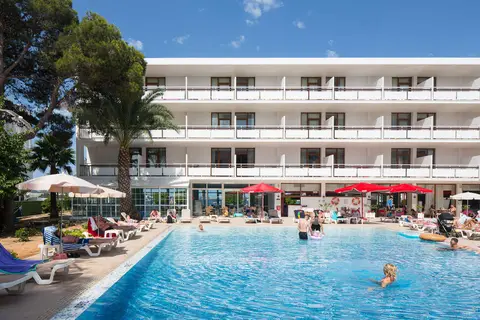 Arenal Hotel in Sant Antoni de Portmany