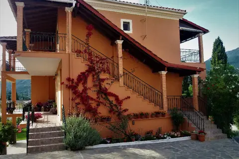Ziogas Luxury Apartments in Ύψος — foto 27