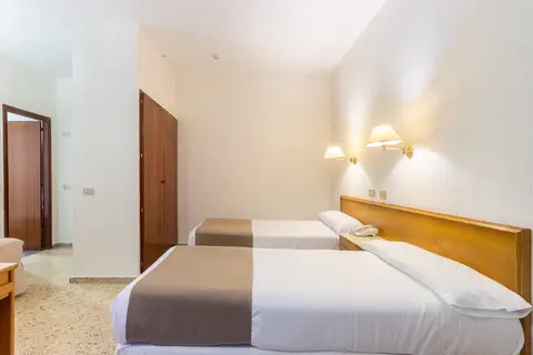 Leuka in Alicante — foto 18