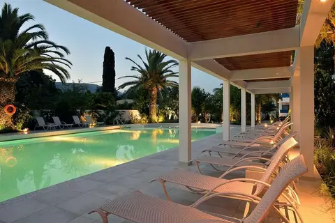 TRYP by Wyndham Corfu Dassia in Ύψος — foto 19