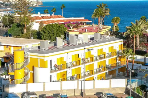 Karina in San Bartolomé de Tirajana — foto 3