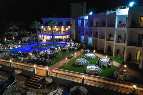 Mimoza Beach Hotel in Yeniboğaziçi — foto 21