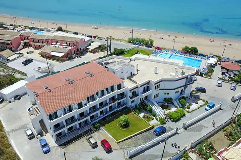 Belle Helene Hotel in Βαθύ — foto 13