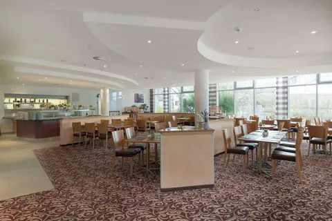 Ramada by Wyndham Dresden in Dresden, foto 30