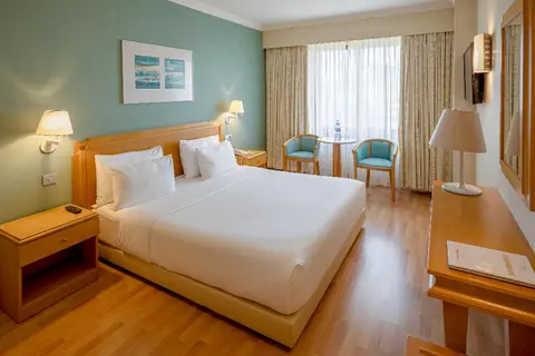 SANA Metropolitan Hotel in Almada — foto 15