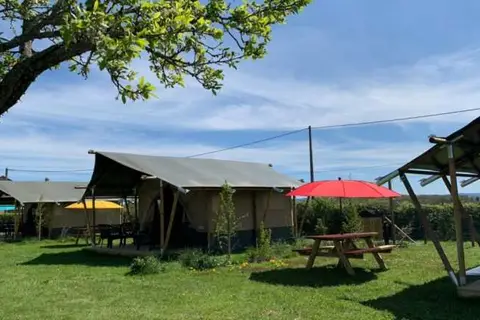 Vodatent Camping Sous les Cloches in Terjat — foto 12