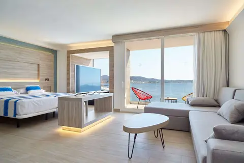 Sol Bahia Ibiza Suites in Sant Antoni de Portmany — foto 6
