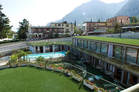 Hotel Alexander in Limone sul Garda — foto 8