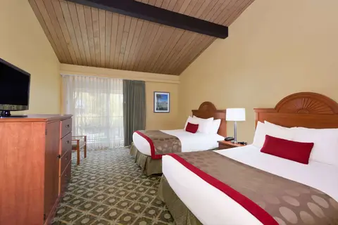 Ramada by Wyndham Santa Barbara in Santa Barbara — foto 10