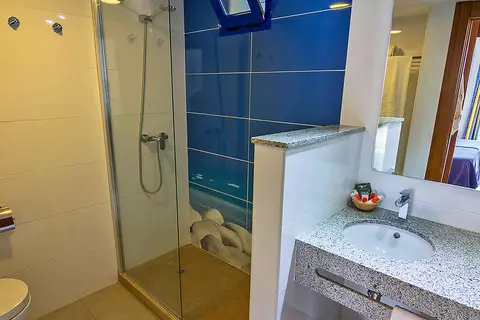 Aparthotel Novomar in Peguera — foto 12