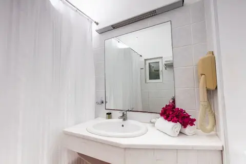 Rhenia Mykonos in Τούρλος — foto 12