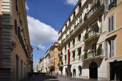 The First Dolce Roma in Rome