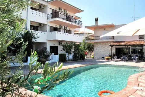 Skentos in Kassandra Municipal Unit
