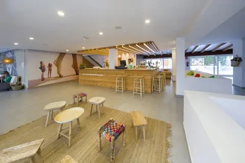 Hotel Vibra Bossa Flow in Sant Jordi de ses Salines — foto 30