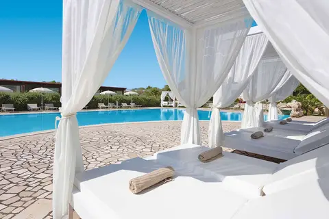 Mulino A Vento Resort in Uggiano la Chiesa — foto 11