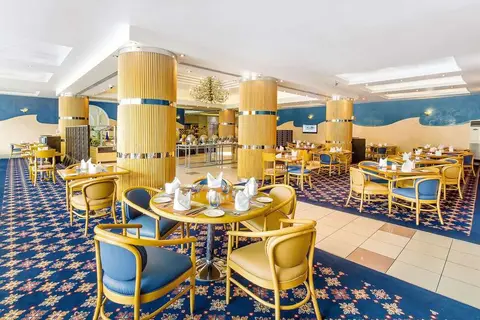 Holiday International Hotel Sharjah in Sharjah — foto 6