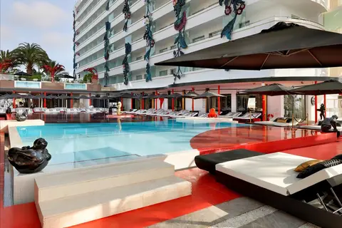 Ushuaia Ibiza Beach & Tower in Sant Josep de sa Talaia — foto 3