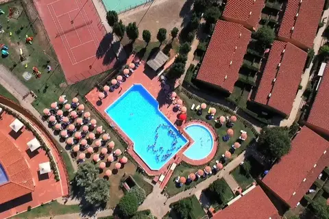 Vakantiepark Villaggio Mare Si in Follonica — foto 25