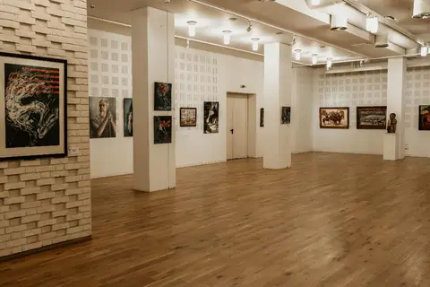 Graffit Gallery in Златни пясъци — foto 19