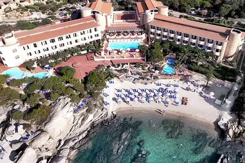 Grand Hotel Smeraldo Beach in Baja Sardinia — foto 18