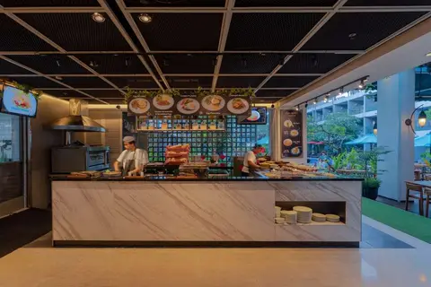 Ramada Encore by Wyndham Bali Seminyak in Kuta — foto 17