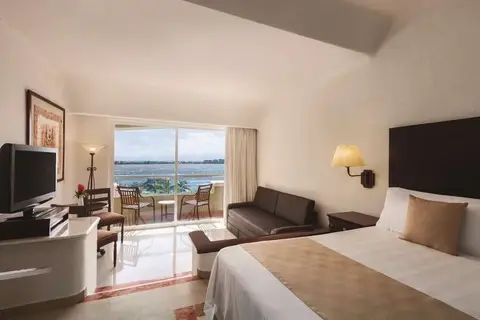 Panama Jack Resorts Gran Caribe Cancun in Sunscape Resort — foto 6