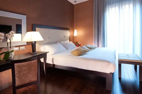 Fiume Hotel in Rome — foto 24