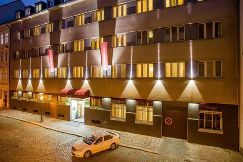 Hotel Cloister Inn in Praag