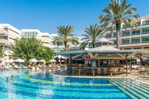 TUI BLUE Pioneer Beach in Paphos — foto 20