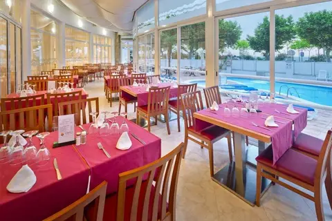 Hotel GHT Maritim in Calella — foto 7