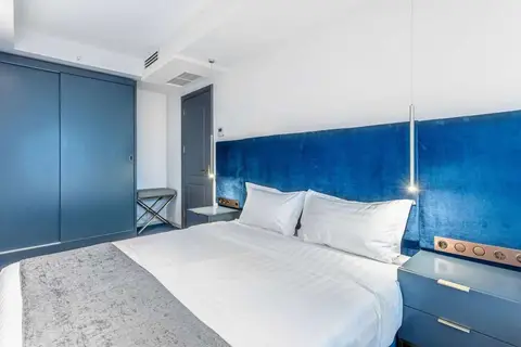 Ramada by Wyndham Tbilisi Old City in Tbilisi — foto 4