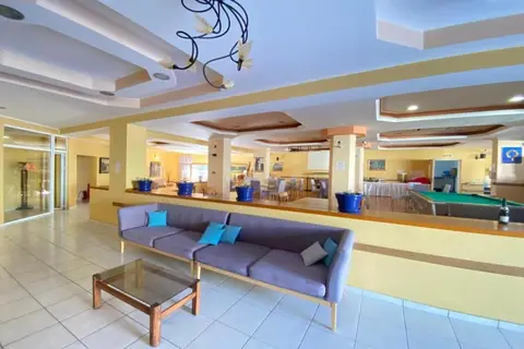 Louvre Hotel in Corfu — foto 21
