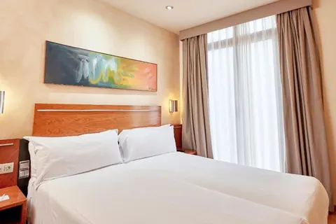 Hotel Garbi Millenni in Barcelona — foto 11