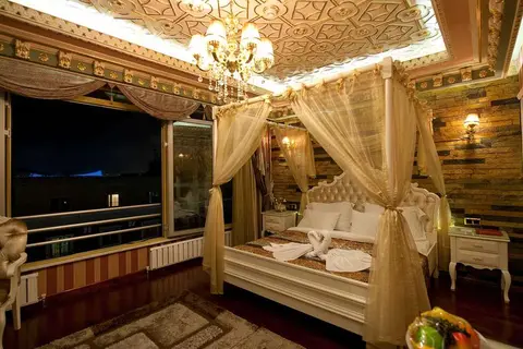 Golden Horn Sirkeci in İstanbul — foto 19